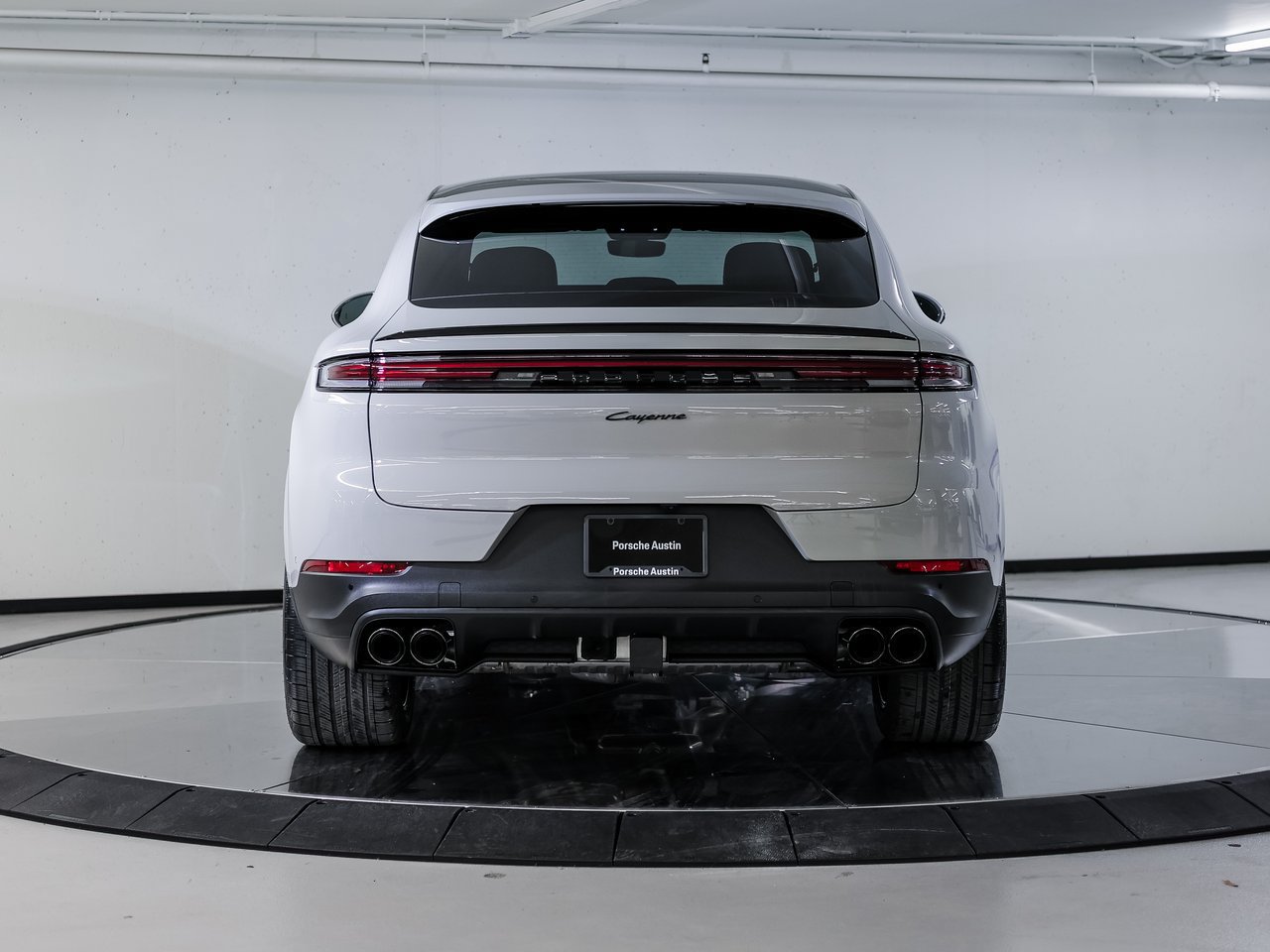 Certified 2026 Porsche Cayenne Coupe AWD/4WD image 6