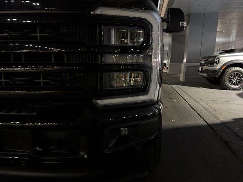 Certified 2023 Ford F350 Lariat w/ Lariat Ultimate Package image 4