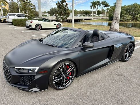 Used 2021 Audi R8 V10 performance image 12