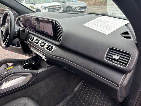 Used 2025 Mercedes-Benz GLE 350 4MATIC image 36