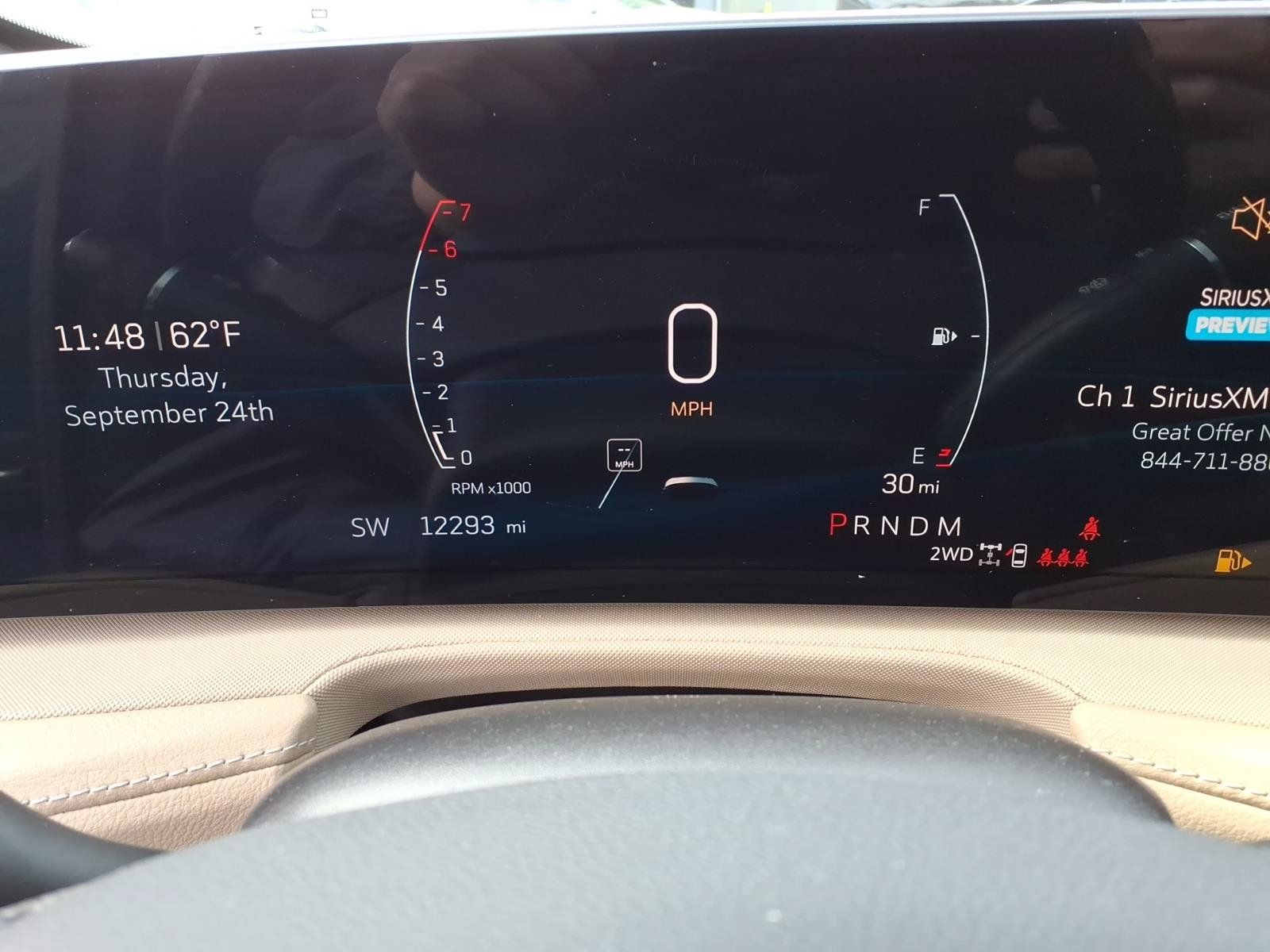 Used 2024 Cadillac XT4 Luxury w/ Cold Weather Package AWD/4WD image 27