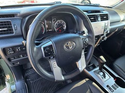Used 2022 Toyota 4Runner TRD Sport w/ Technology Package image 31