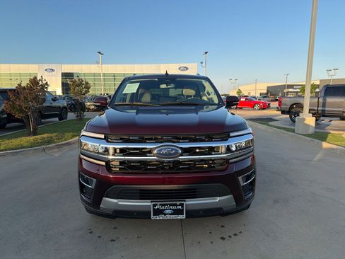 Used 2024 Ford Expedition Limited RWD image 8