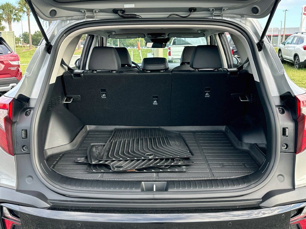 Used 2025 Kia Seltos EX w/ EX Sunroof Package FWD image 26