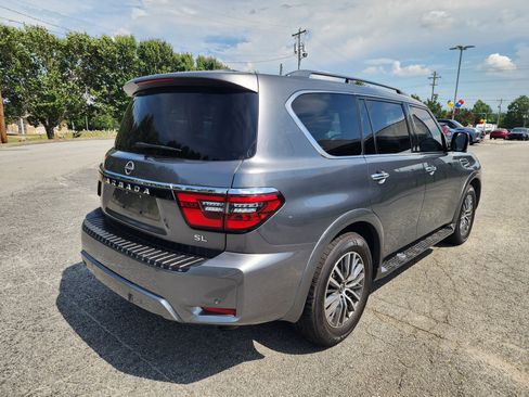 Used 2023 Nissan Armada SL w/ Captain's Chairs Package AWD/4WD image 4