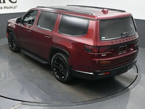 Used 2023 Jeep Wagoneer Series II w/ Convenience Group I AWD/4WD image 43