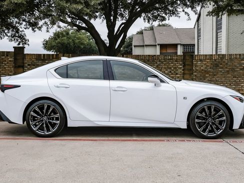 Used 2022 Lexus IS 350 F Sport image 14
