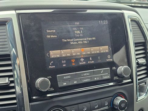 Used 2021 Nissan Titan SV w/ Accessory Utility Package image 28