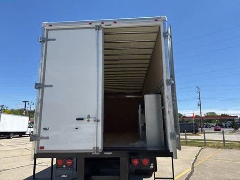 New 2025 Chevrolet Low Cab Forward 6500XD RWD image 6