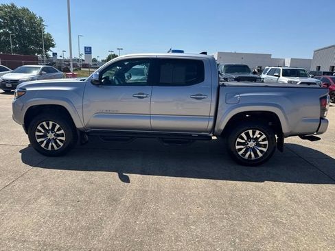 Certified 2020 Toyota Tacoma Limited AWD/4WD image 5