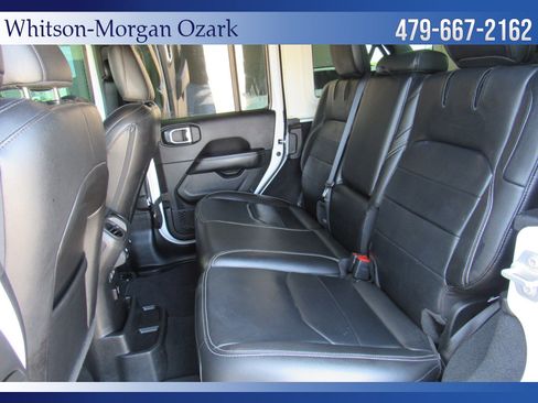 Used 2023 Jeep Wrangler Unlimited Sahara AWD/4WD image 28