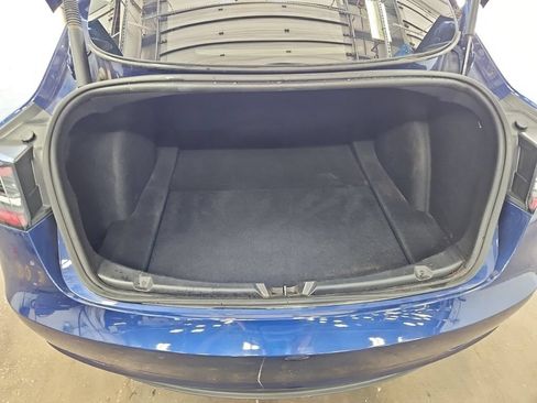 Used 2022 Tesla Model 3 Long Range AWD/4WD image 4