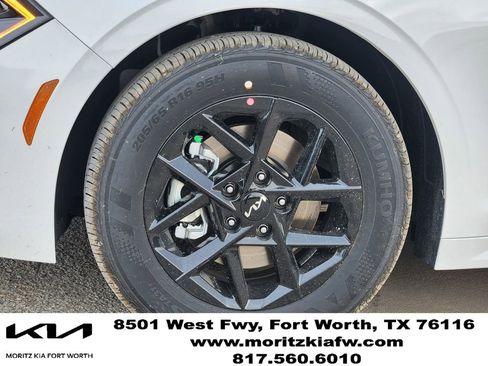 New 2026 Kia K5 LXS FWD image 7