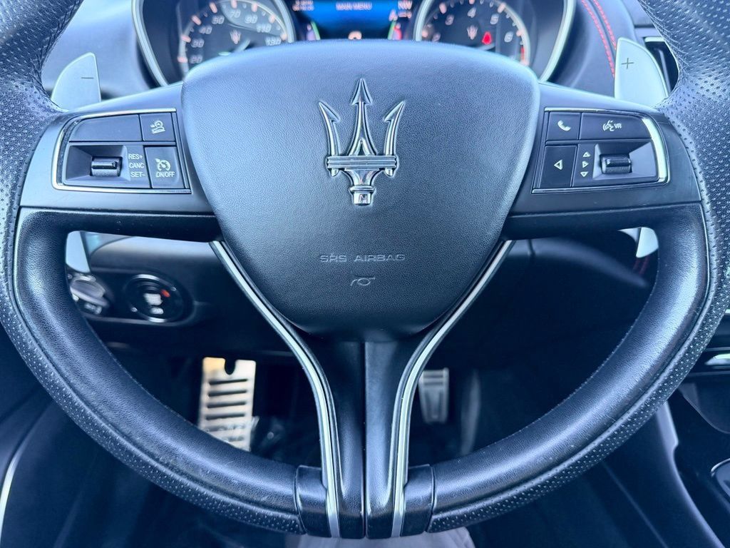 Used 2017 Maserati Levante w/ Sport Package AWD/4WD image 22