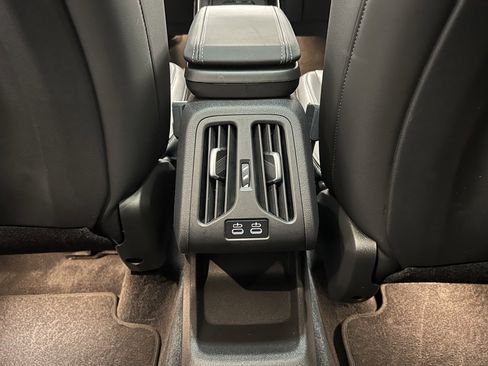 Used 2025 BMW X1 xDrive28i w/ Convenience Package image 16