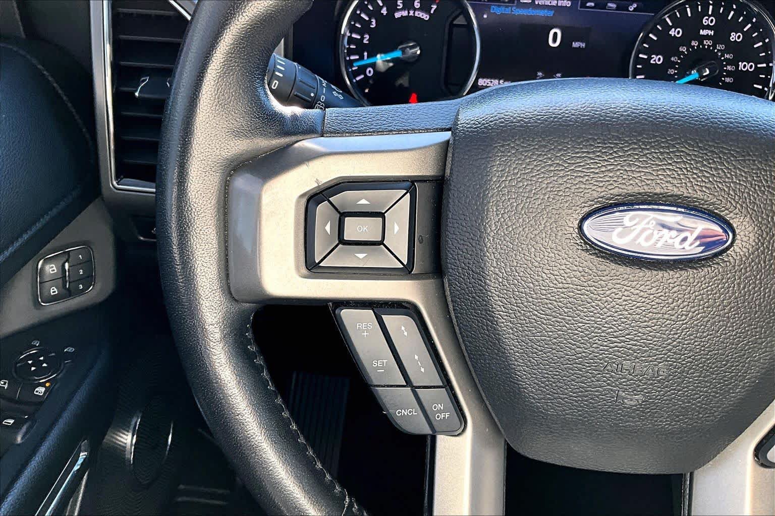 Used 2021 Ford Expedition XLT AWD/4WD image 19