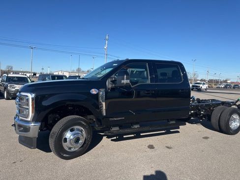 New 2026 Ford F350 Lariat image 27