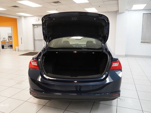 Used 2016 Chevrolet Malibu LT w/ Driver Confidence Package FWD image 9