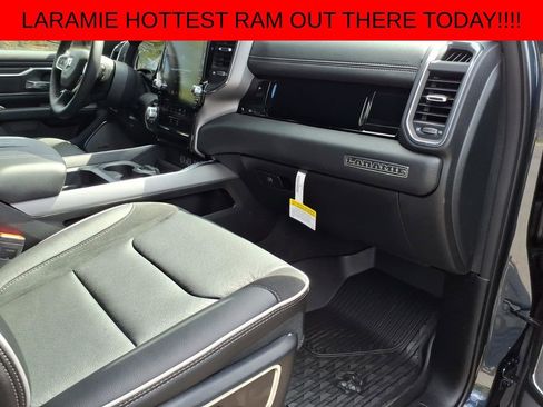 New 2026 RAM 1500 Laramie AWD/4WD image 9
