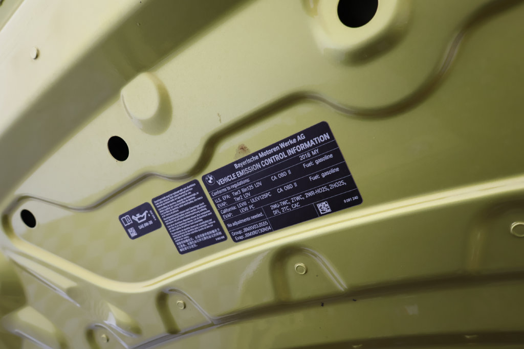 Used 2018 BMW M3 RWD image 38