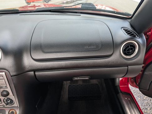 Used 2004 MAZDA MX-5 Miata MAZDASPEED image 19