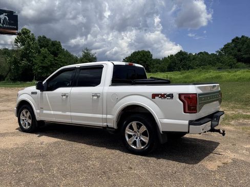 Used 2015 Ford F150 Platinum w/ Equipment Group 701A Luxury AWD/4WD image 3