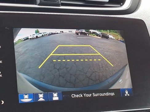 Used 2018 Honda CR-V EX image 16