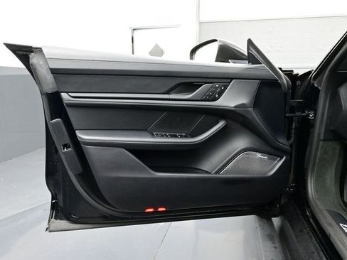 Certified 2025 Porsche Taycan GTS AWD/4WD image 8