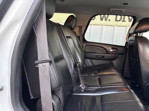 Used 2014 Chevrolet Tahoe LT image 18