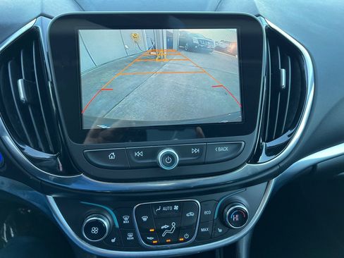 Used 2017 Chevrolet Volt Premier w/ Driver Confidence II Package image 20