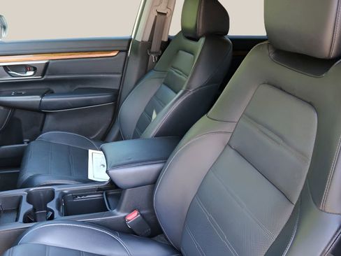 Used 2019 Honda CR-V Touring image 13
