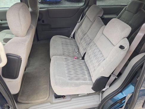 Used 2003 Chevrolet Venture LS image 10