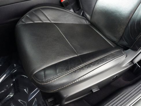 Used 2016 Dodge Challenger SRT Hellcat image 31