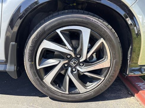 Used 2021 Honda HR-V Sport image 12