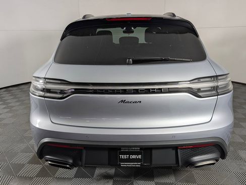 New 2026 Porsche Macan image 6