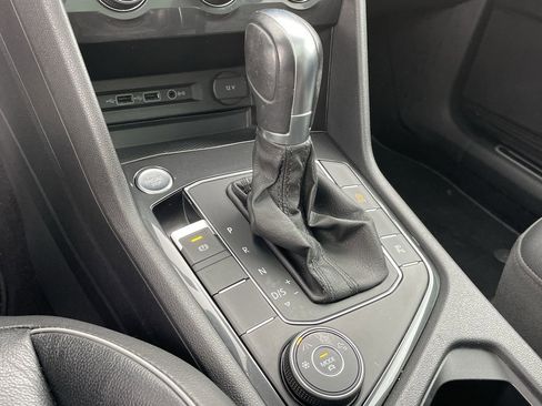 Used 2019 Volkswagen Tiguan SEL Premium AWD/4WD image 26