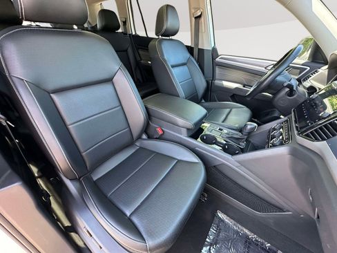 Used 2021 Volkswagen Atlas SEL R-Line FWD image 29