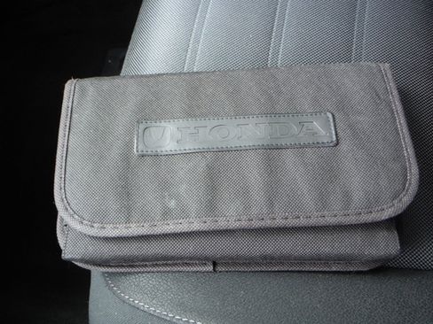 Used 2018 Honda CR-V LX image 33