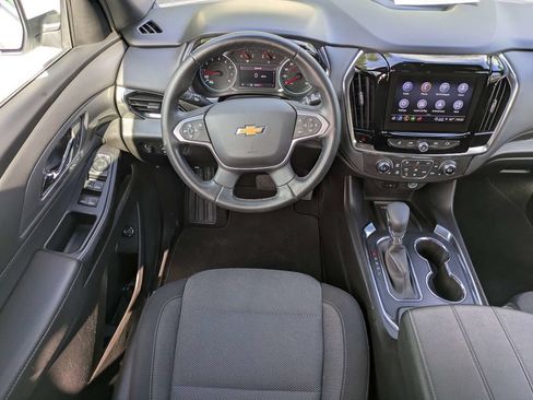 Used 2023 Chevrolet Traverse LT AWD/4WD image 17