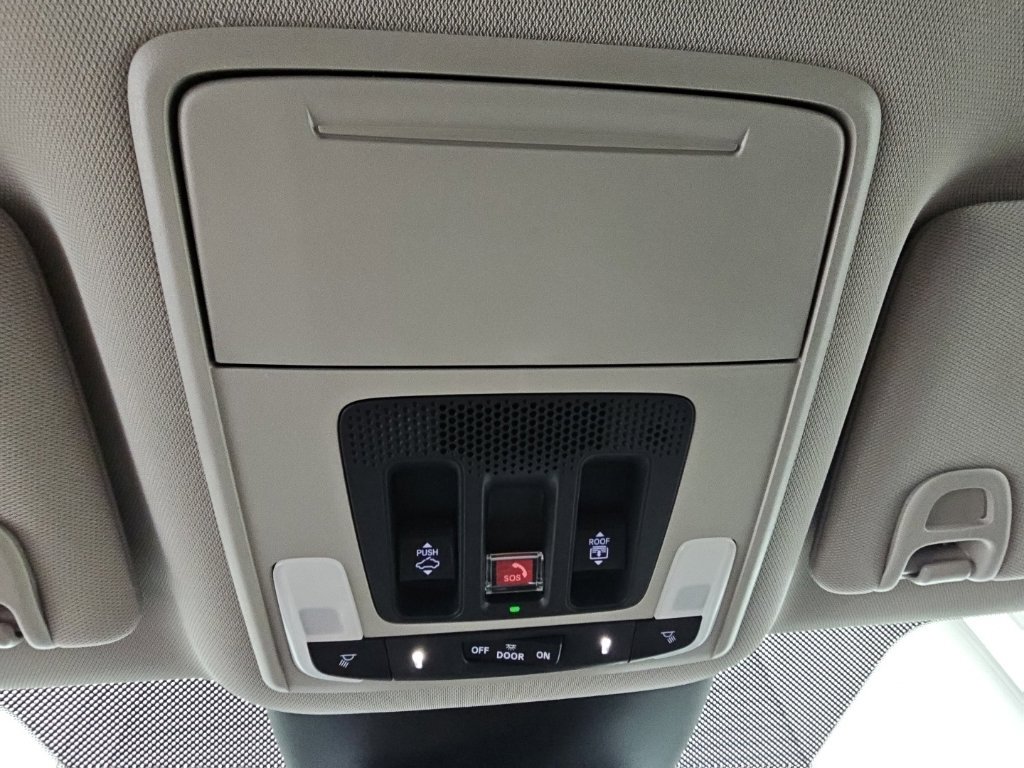 New 2026 Honda Pilot Touring image 23