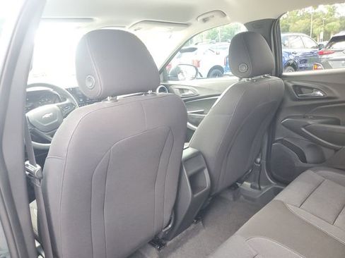 Used 2025 Chevrolet Trax LS image 10