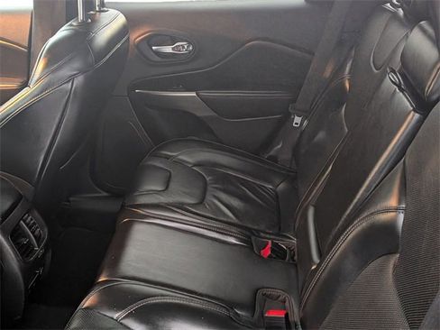 Certified 2020 Jeep Cherokee Limited image 24