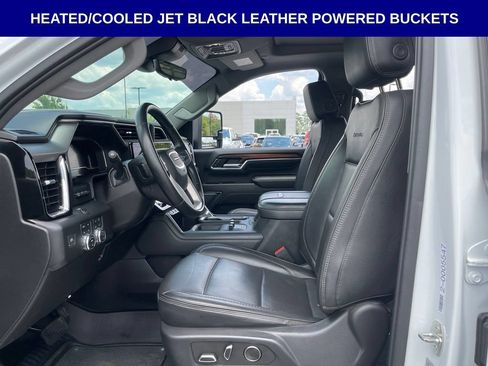 Used 2024 GMC Sierra 2500 Denali w/ Denali Reserve Package AWD/4WD image 5