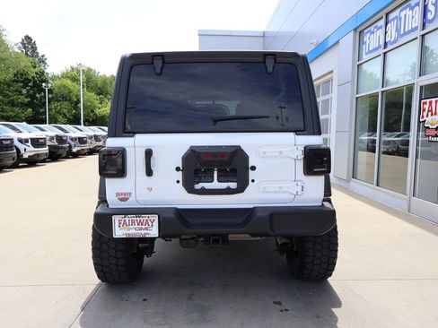 Used 2019 Jeep Wrangler Unlimited Sport AWD/4WD image 9