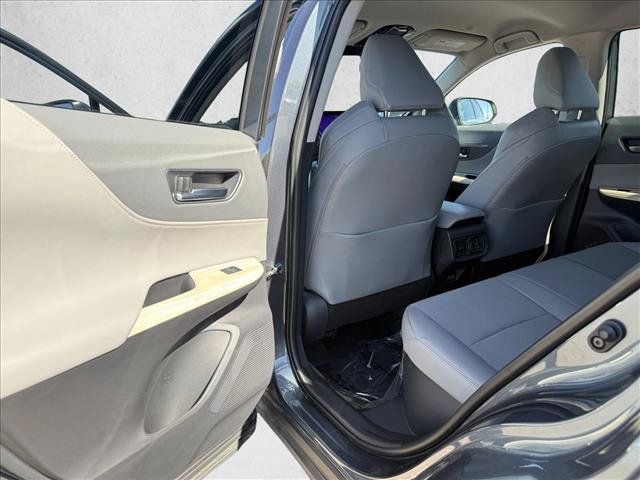 Used 2024 Toyota Venza Limited AWD/4WD image 20