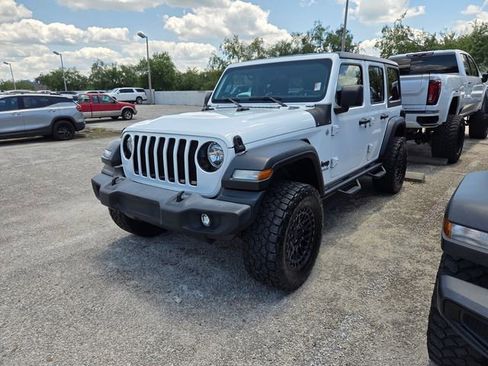 Certified 2020 Jeep Wrangler Unlimited Sport AWD/4WD image 3