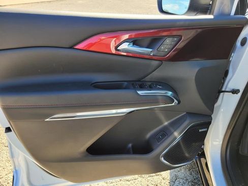 New 2026 Chevrolet Traverse RS image 12