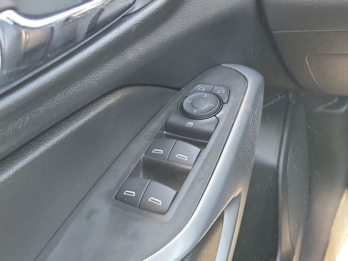 Used 2024 Chevrolet Trax RS w/ Driver Confidence Package FWD image 13