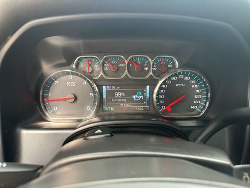 Used 2018 Chevrolet Silverado 2500 LT AWD/4WD image 11