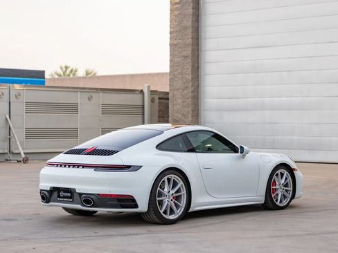 Used 2022 Porsche 911 Carrera S RWD image 8